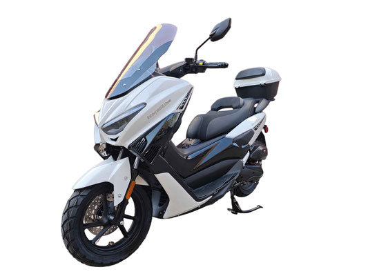 200cc INTERPID DLX Moped