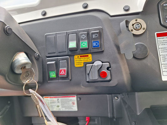 800 ccJungle Cross ODES (5 Seats) UTV